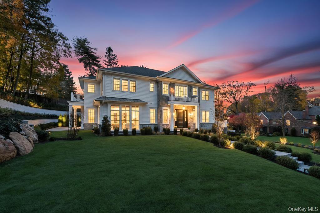 207 Mill Spring Road, Manhasset, NY 11030