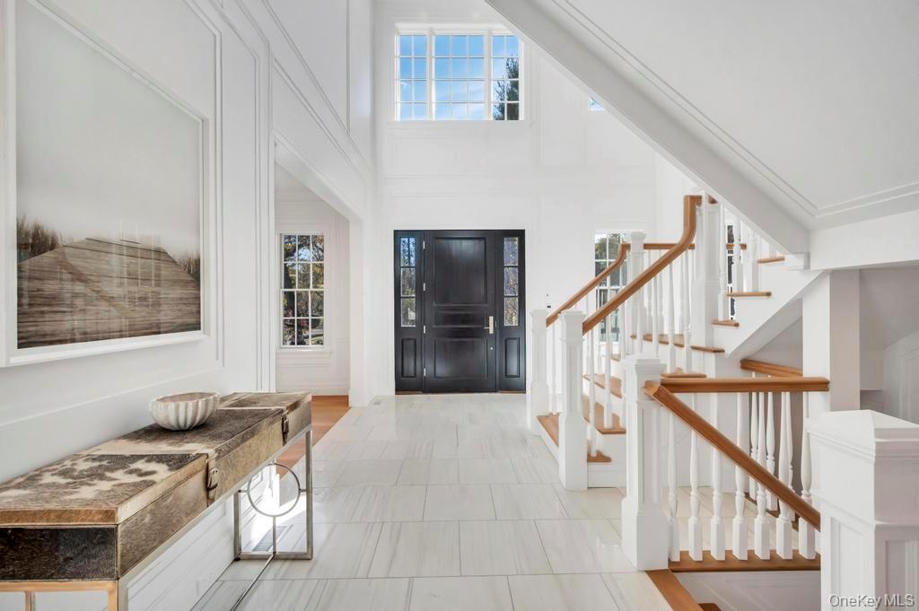 207 Mill Spring Road, Manhasset, NY 11030