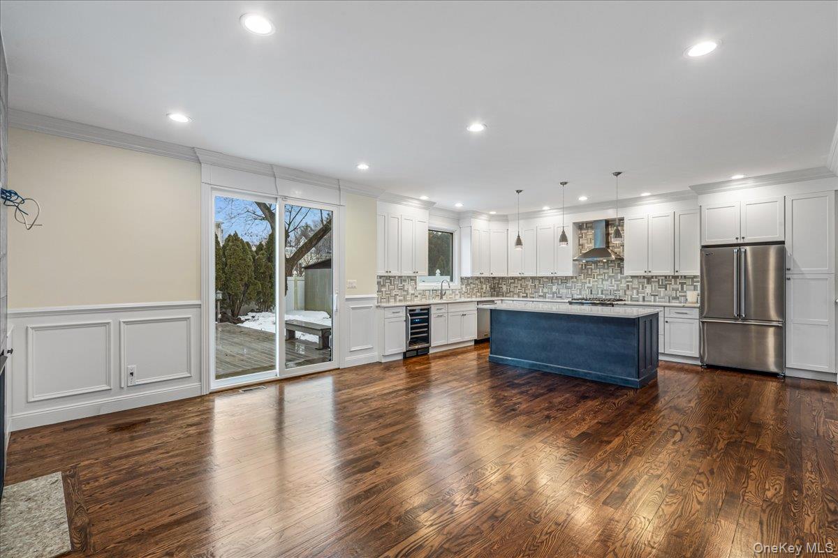 55 Fieldstone Drive, Syosset, NY 11791