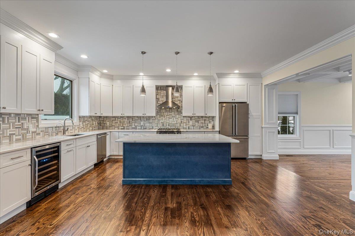 55 Fieldstone Drive, Syosset, NY 11791