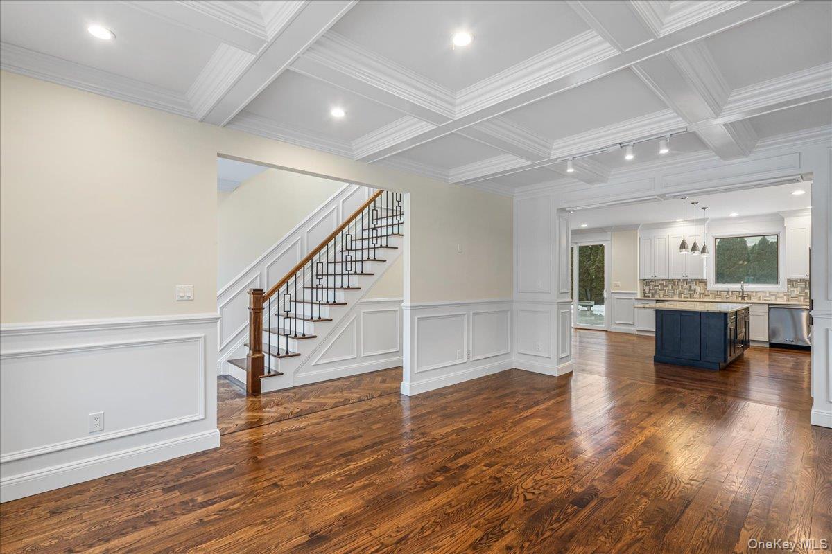 55 Fieldstone Drive, Syosset, NY 11791