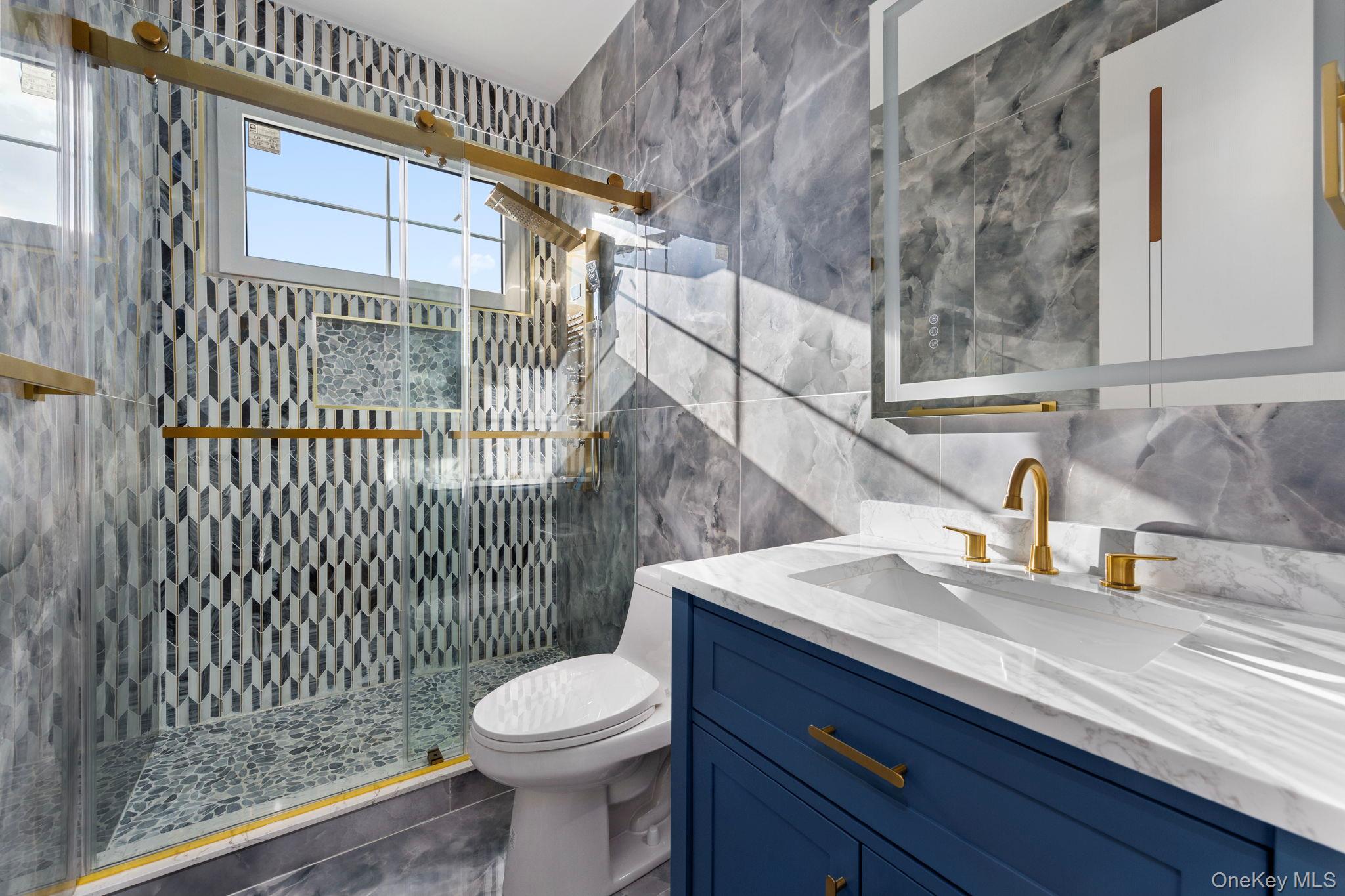 1035 Glen Drive, Franklin Square, NY 11010