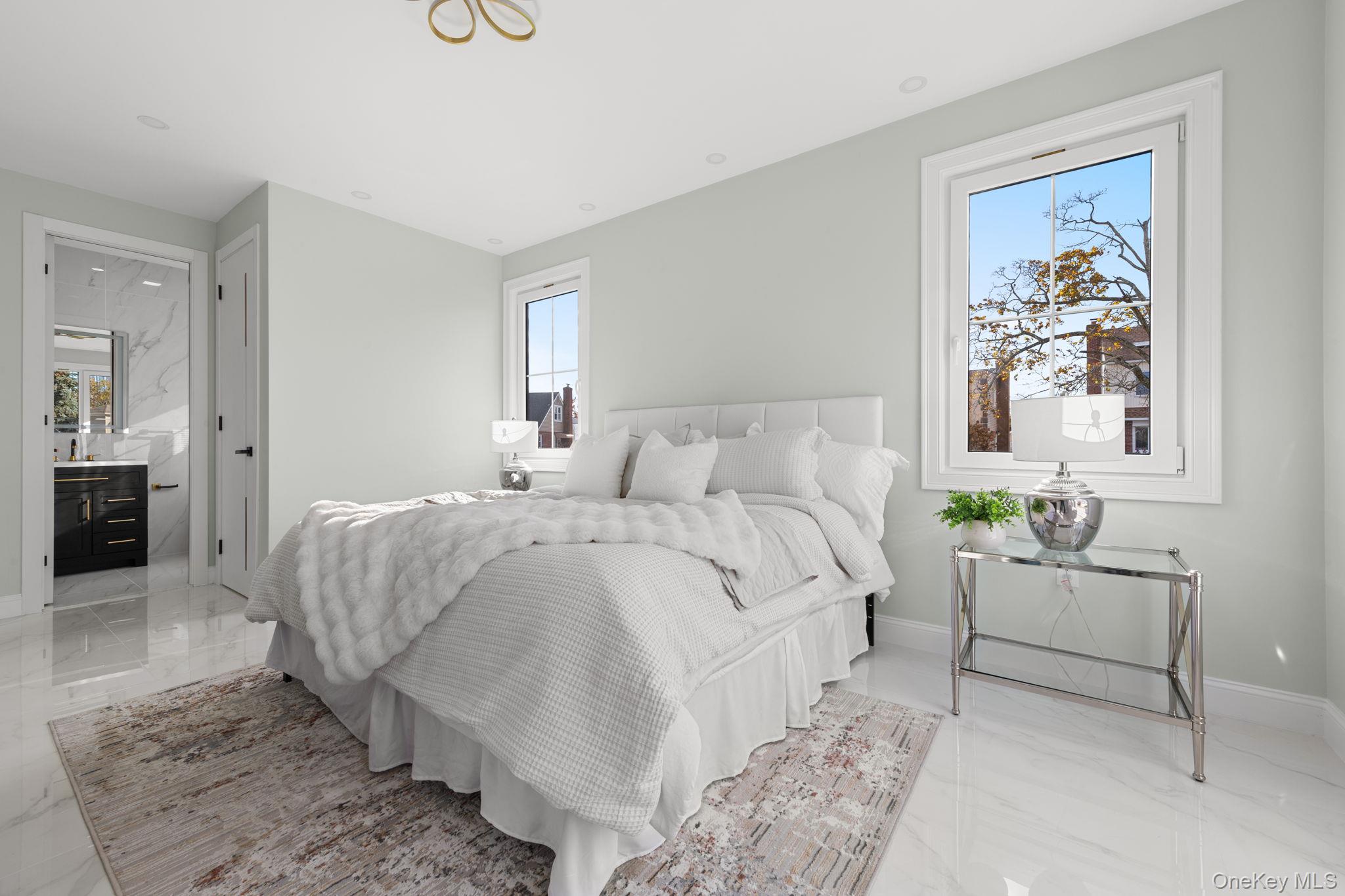 1035 Glen Drive, Franklin Square, NY 11010