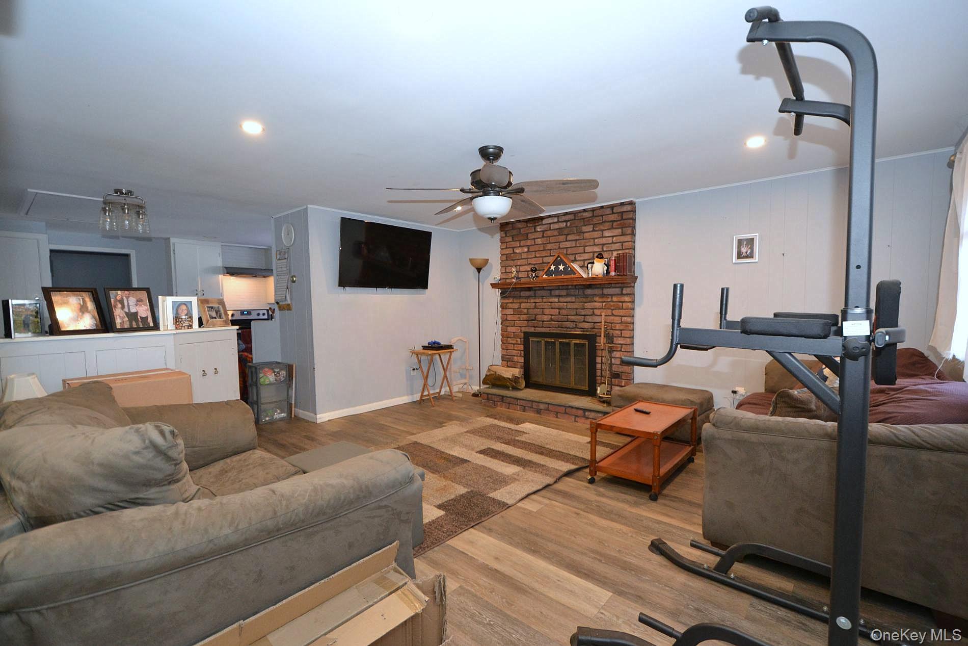 254 Dare Road, Selden, NY 11784