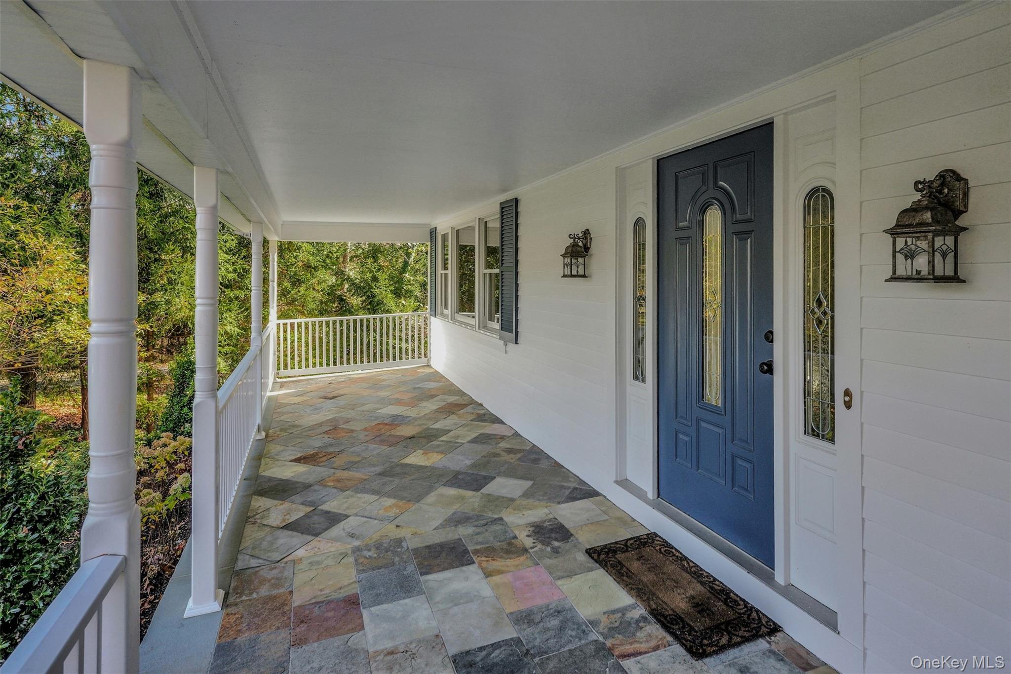 43 Edcris Lane, Huntington, NY 11743