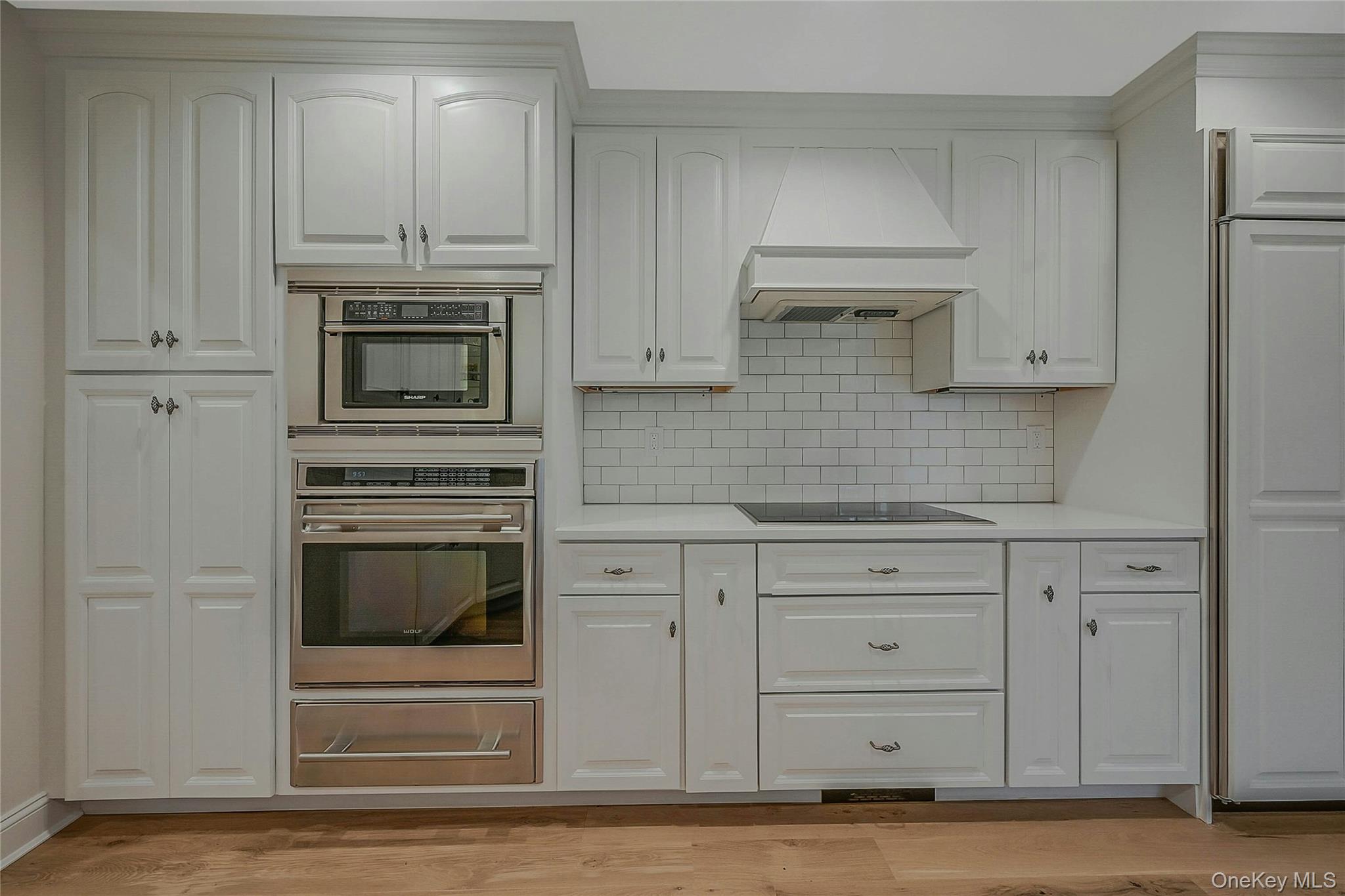 43 Edcris Lane, Huntington, NY 11743