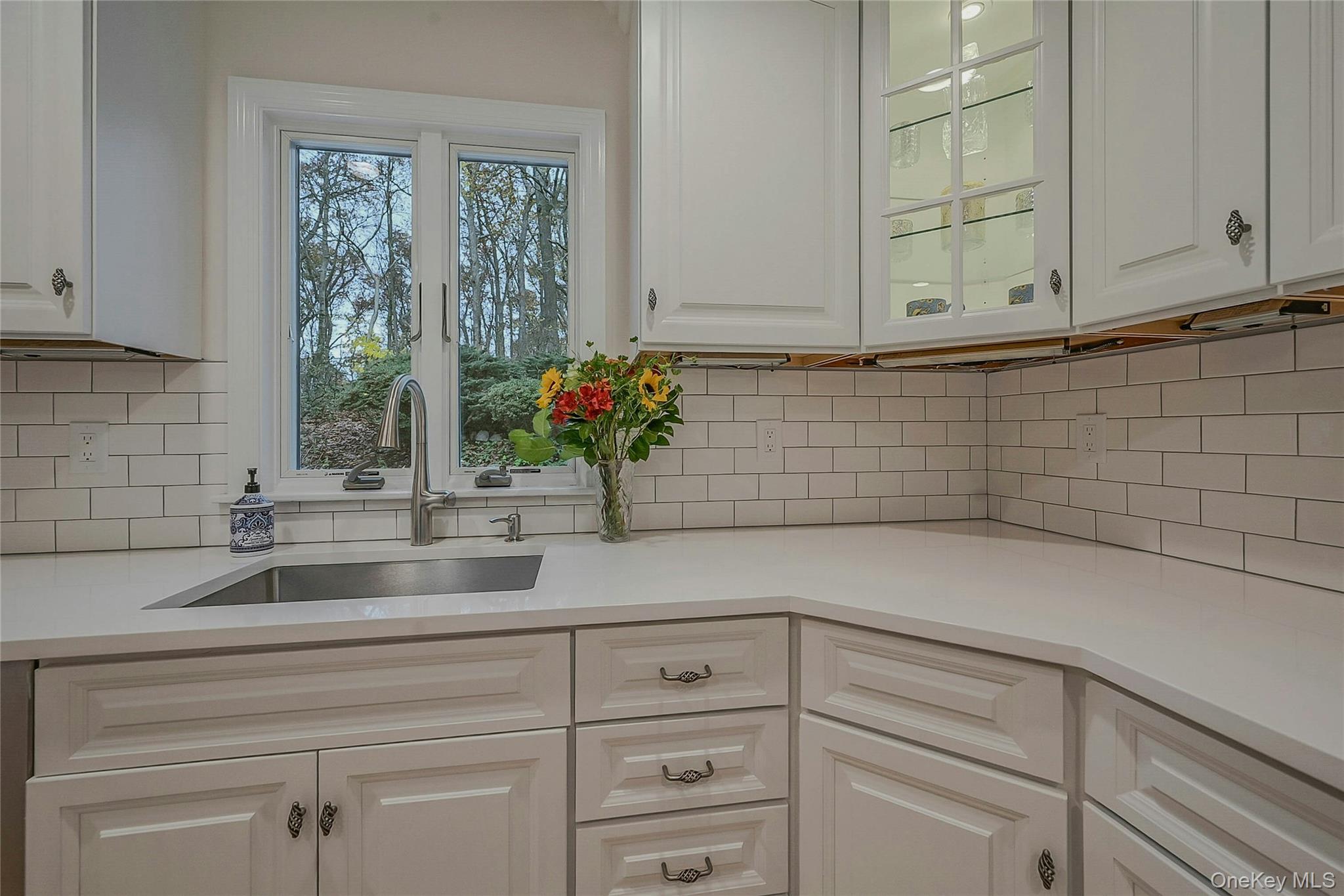 43 Edcris Lane, Huntington, NY 11743