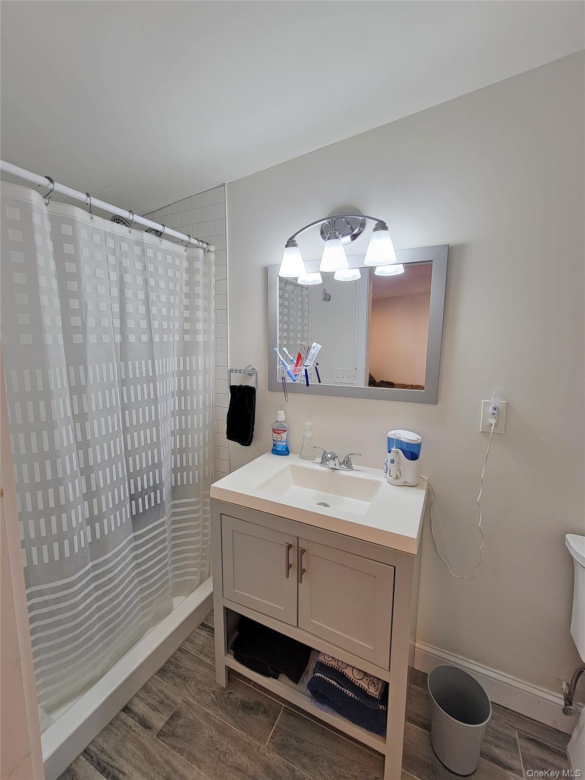 76 Bayport Ave Avenue, Bayport, NY 11705