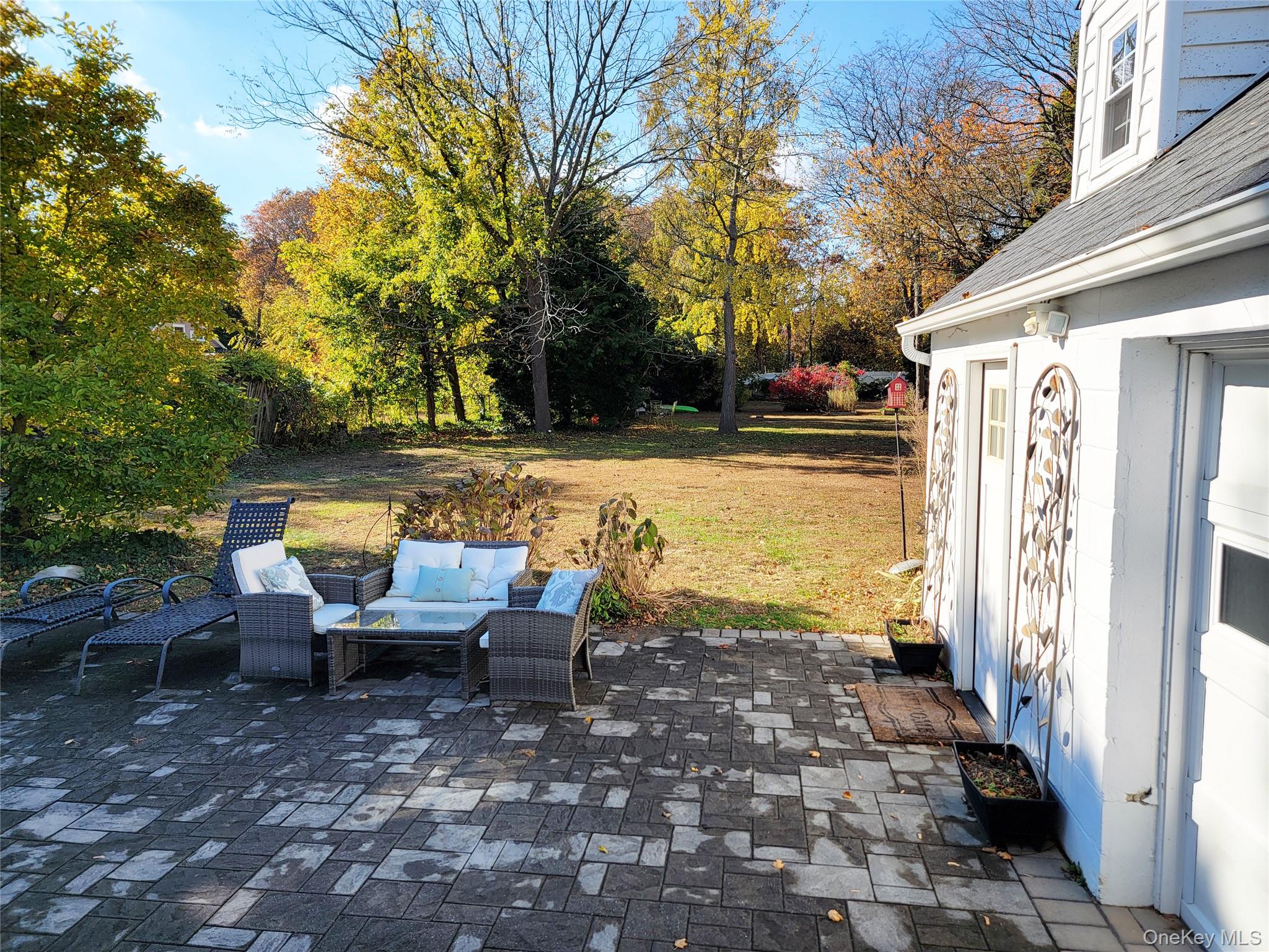 76 Bayport Ave Avenue, Bayport, NY 11705