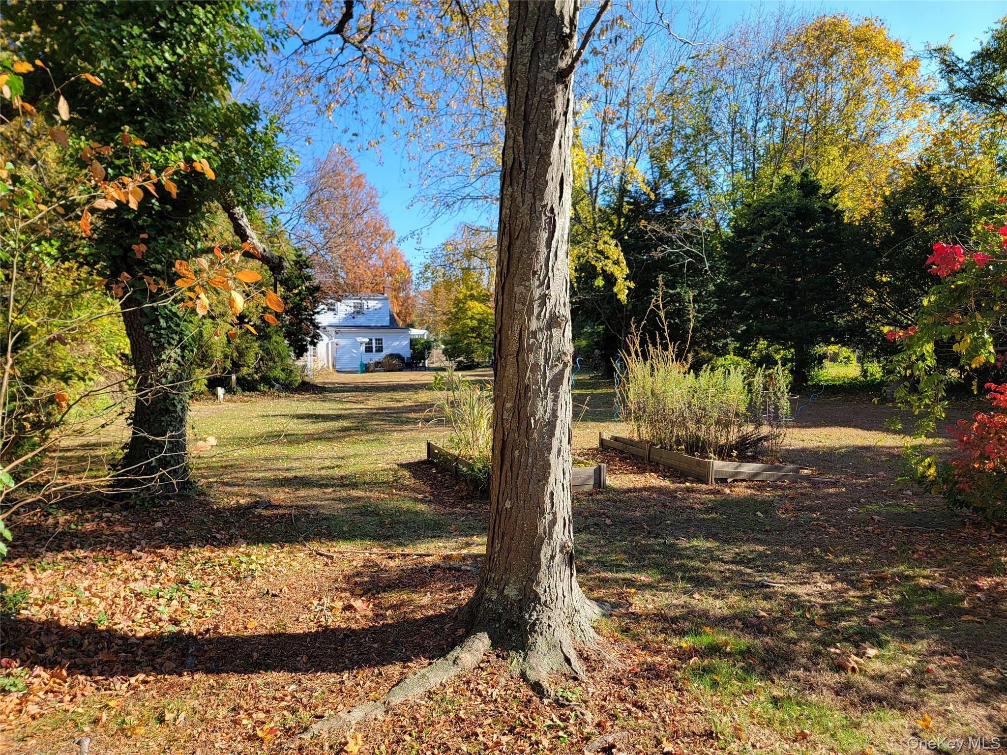 76 Bayport Ave Avenue, Bayport, NY 11705