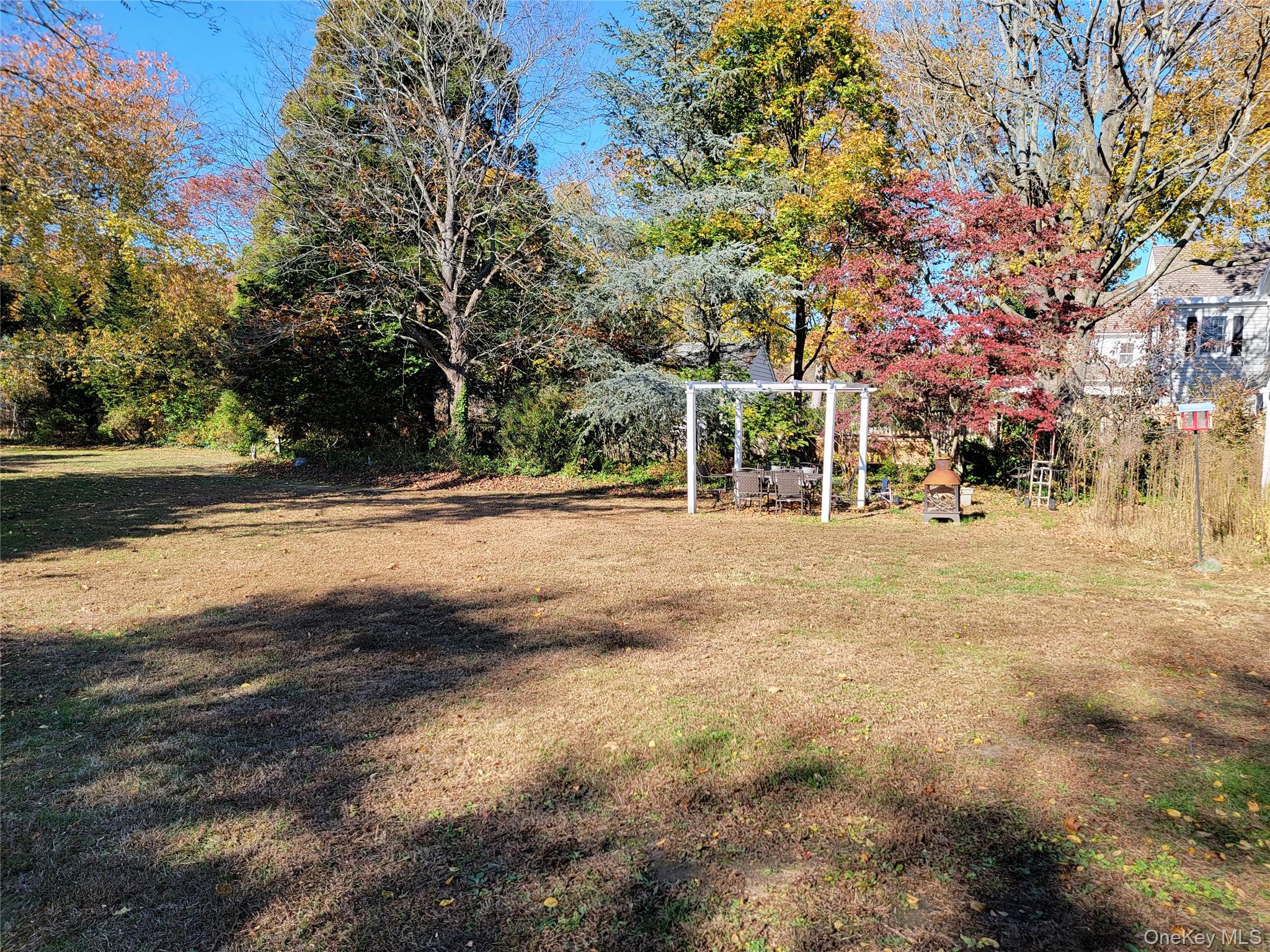 76 Bayport Ave Avenue, Bayport, NY 11705