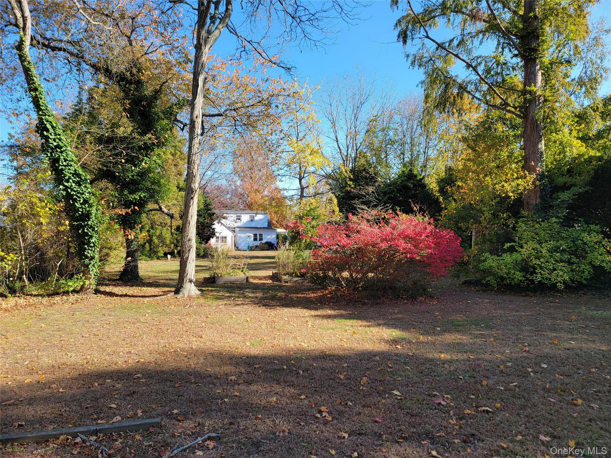 76 Bayport Ave Avenue, Bayport, NY 11705