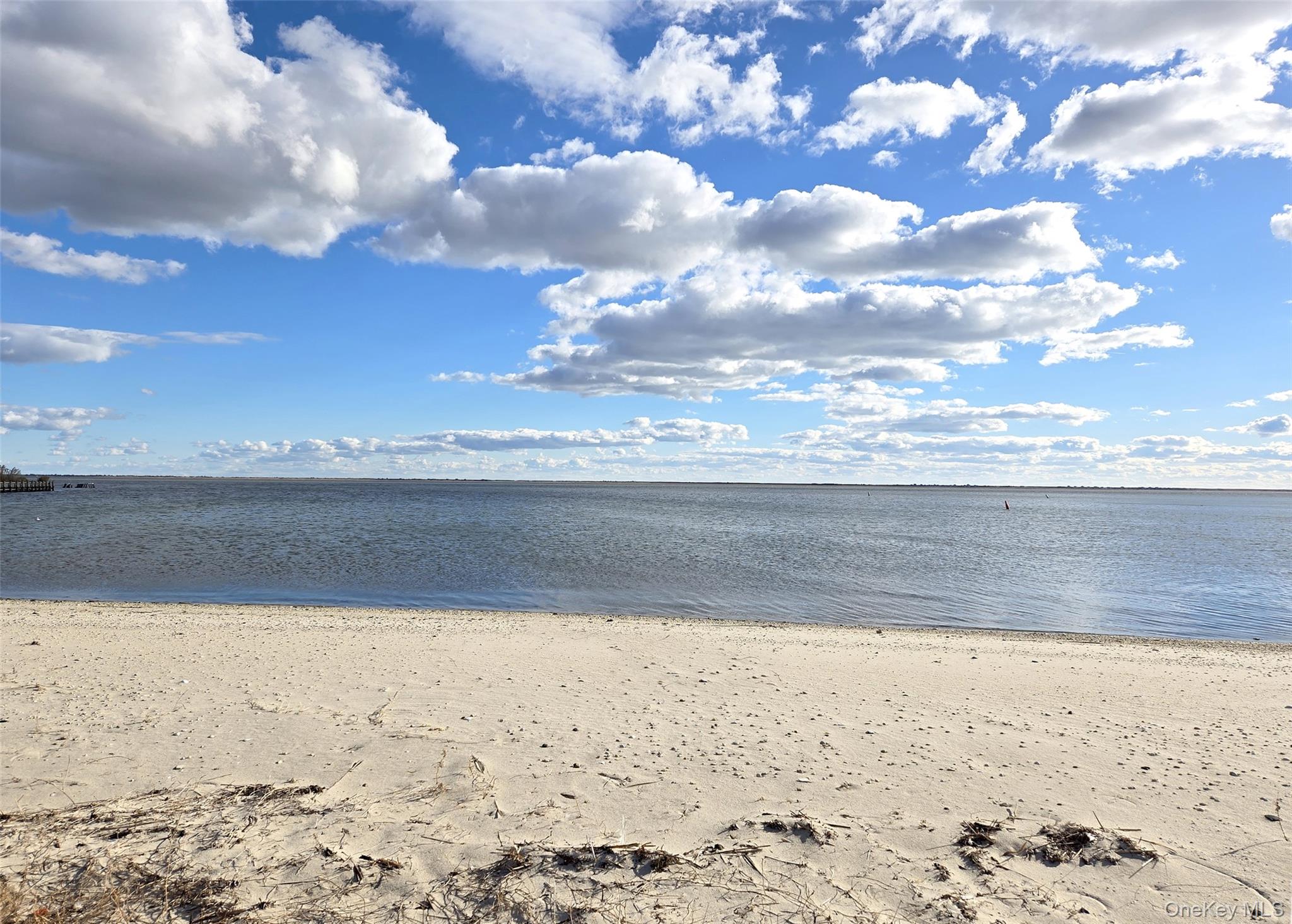 324 Mariners Way, Copiague, NY 11726