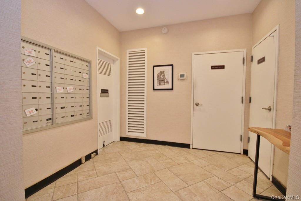 30 Greenridge Avenue # 3G, White Plains, NY 10605