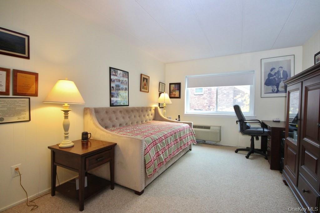 30 Greenridge Avenue # 3G, White Plains, NY 10605