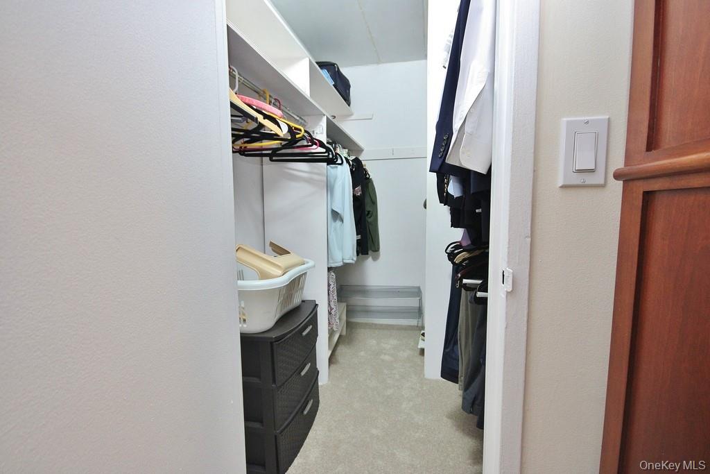 30 Greenridge Avenue # 3G, White Plains, NY 10605