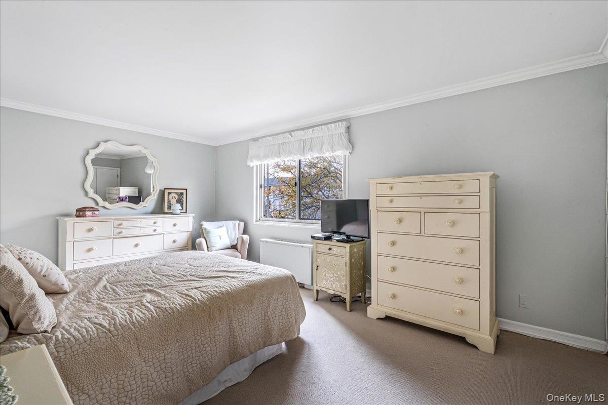 17-09 215 Street # TH45, Bayside, NY 11360