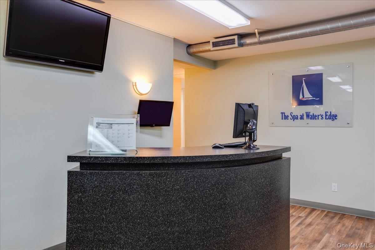 17-09 215 Street # TH45, Bayside, NY 11360