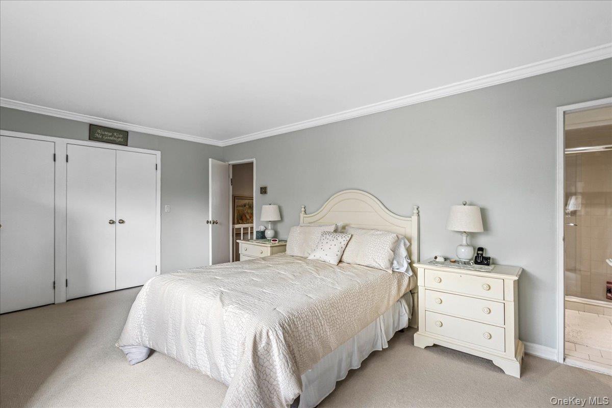 17-09 215 Street # TH45, Bayside, NY 11360