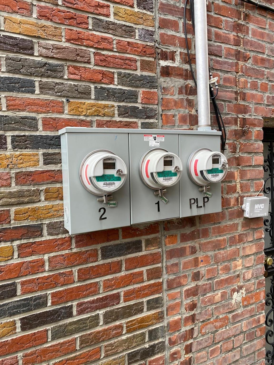 2527 Laconia Avenue, Bronx, NY 10469