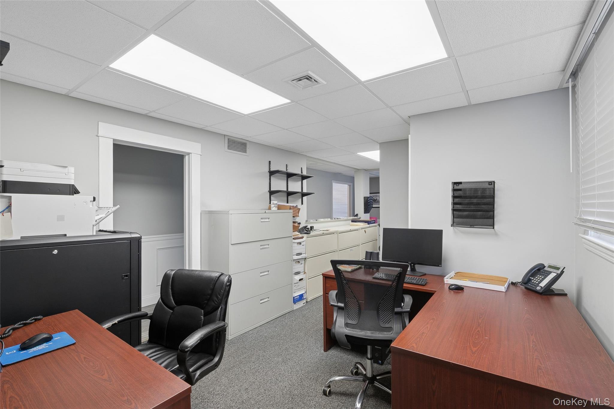 12 Manor Road, Smithtown, NY 11787