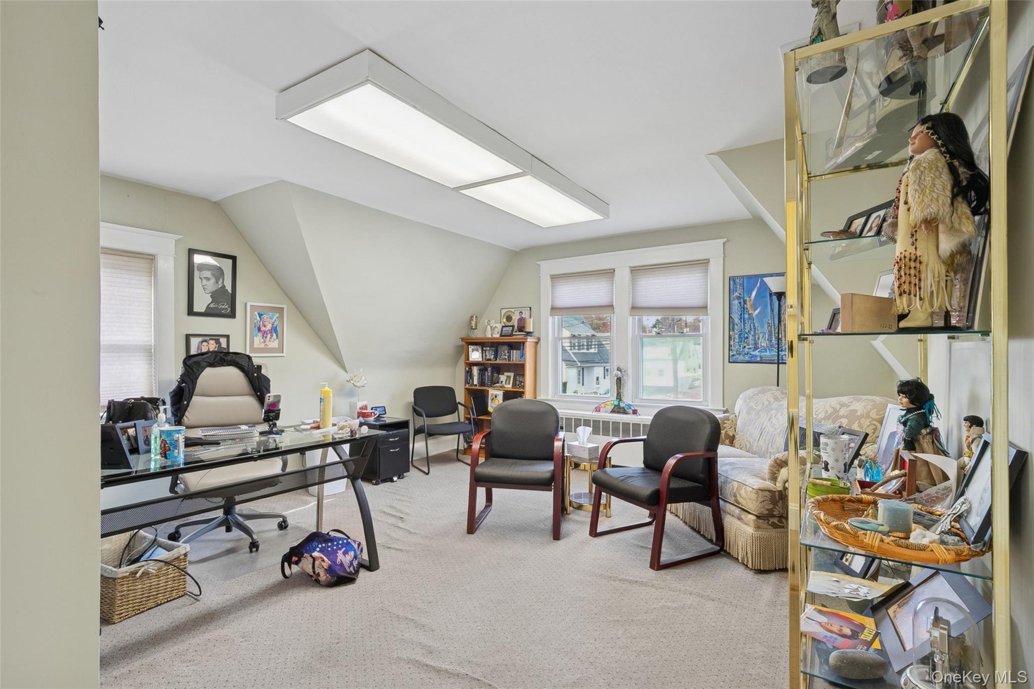 12 Manor Road, Smithtown, NY 11787