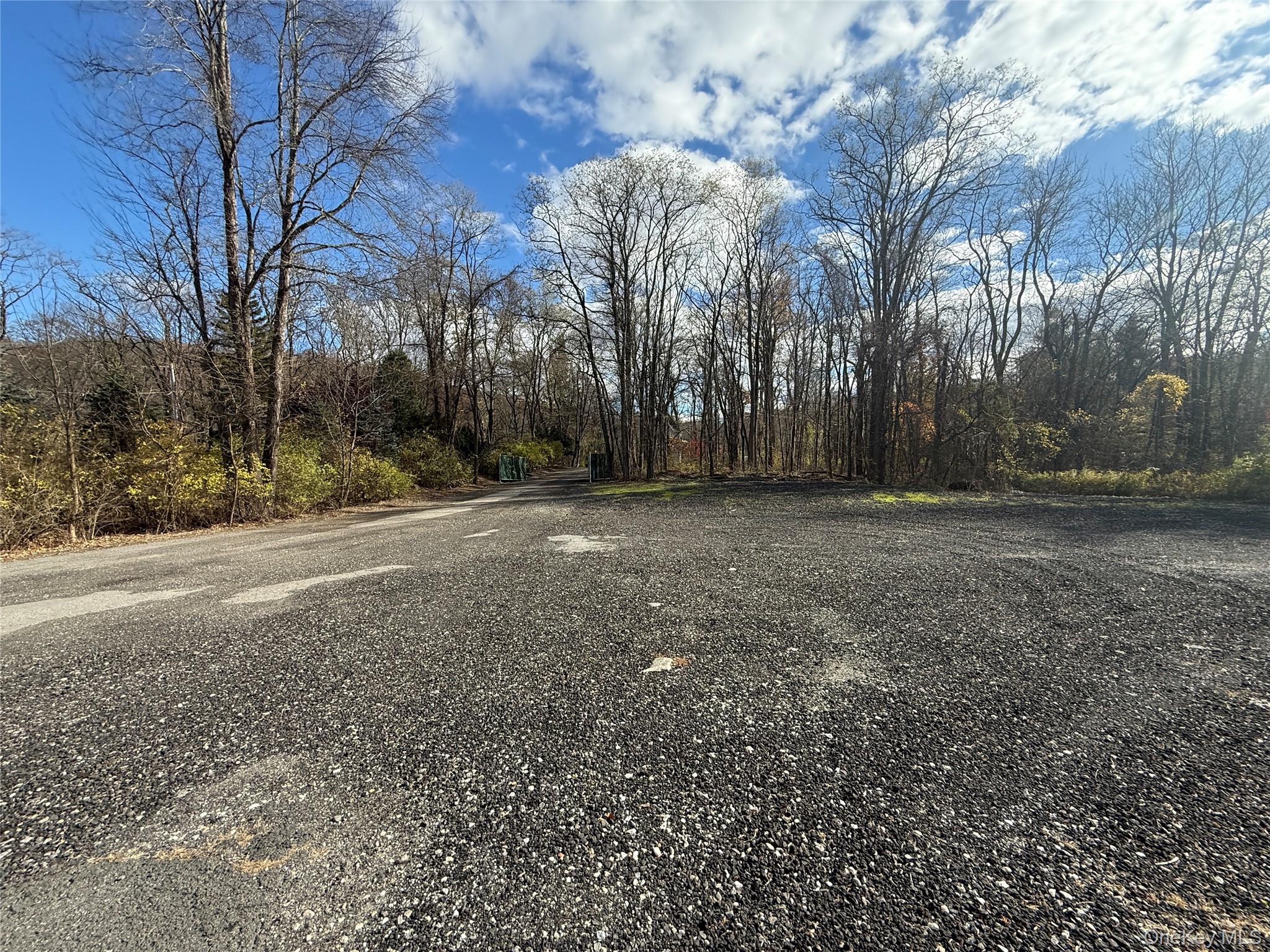 16 Ernest Lane, Mahopac, NY 10541