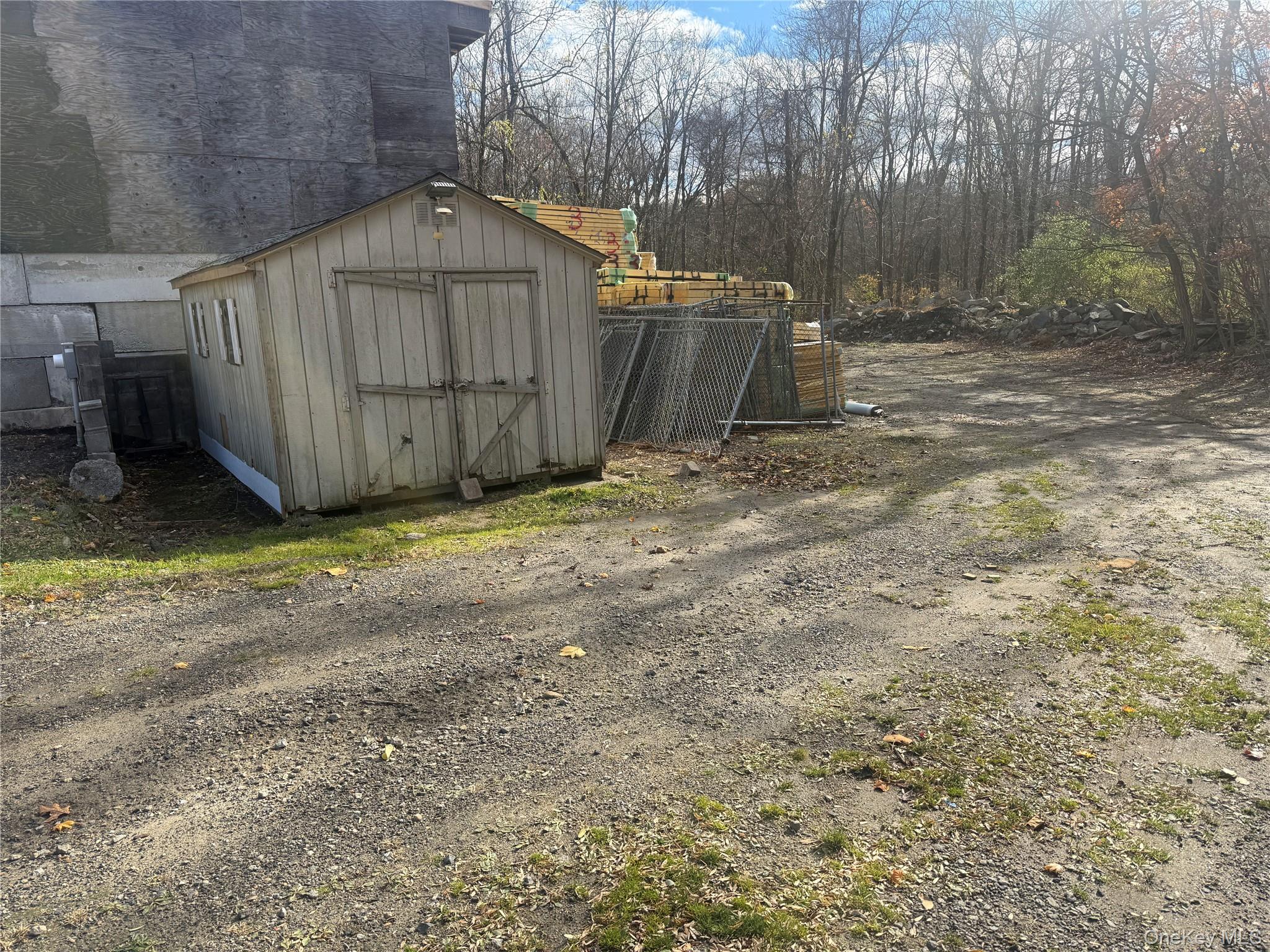 16 Ernest Lane, Mahopac, NY 10541