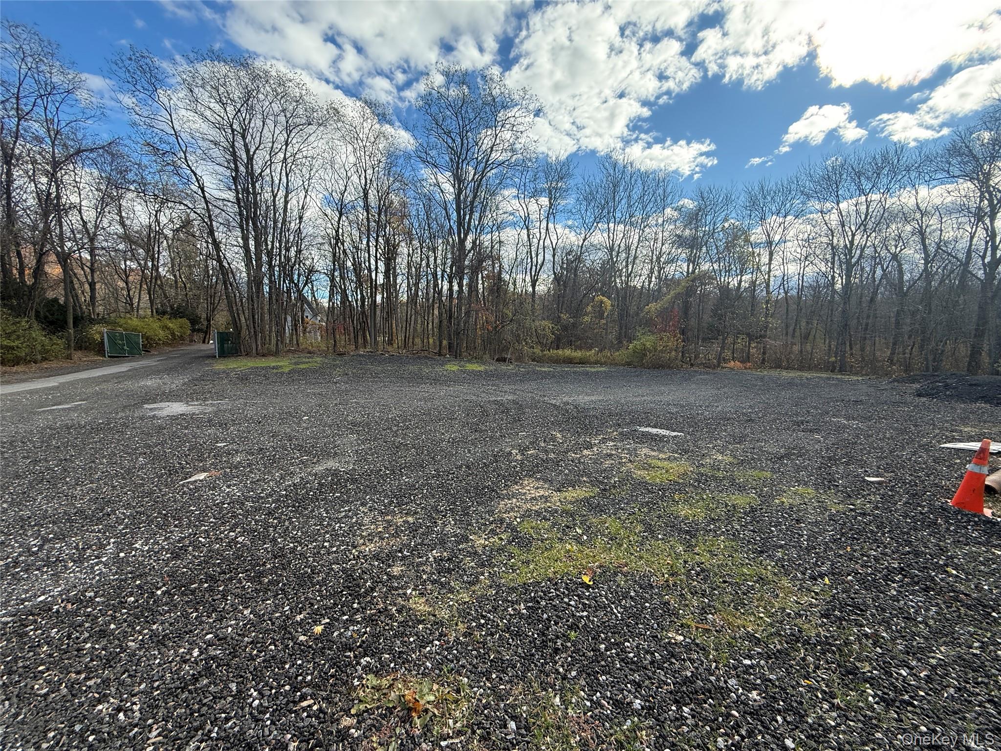 16 Ernest Lane, Mahopac, NY 10541