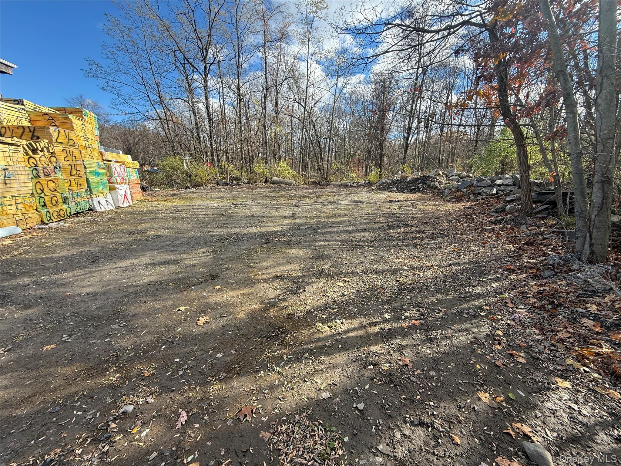 16 Ernest Lane, Mahopac, NY 10541