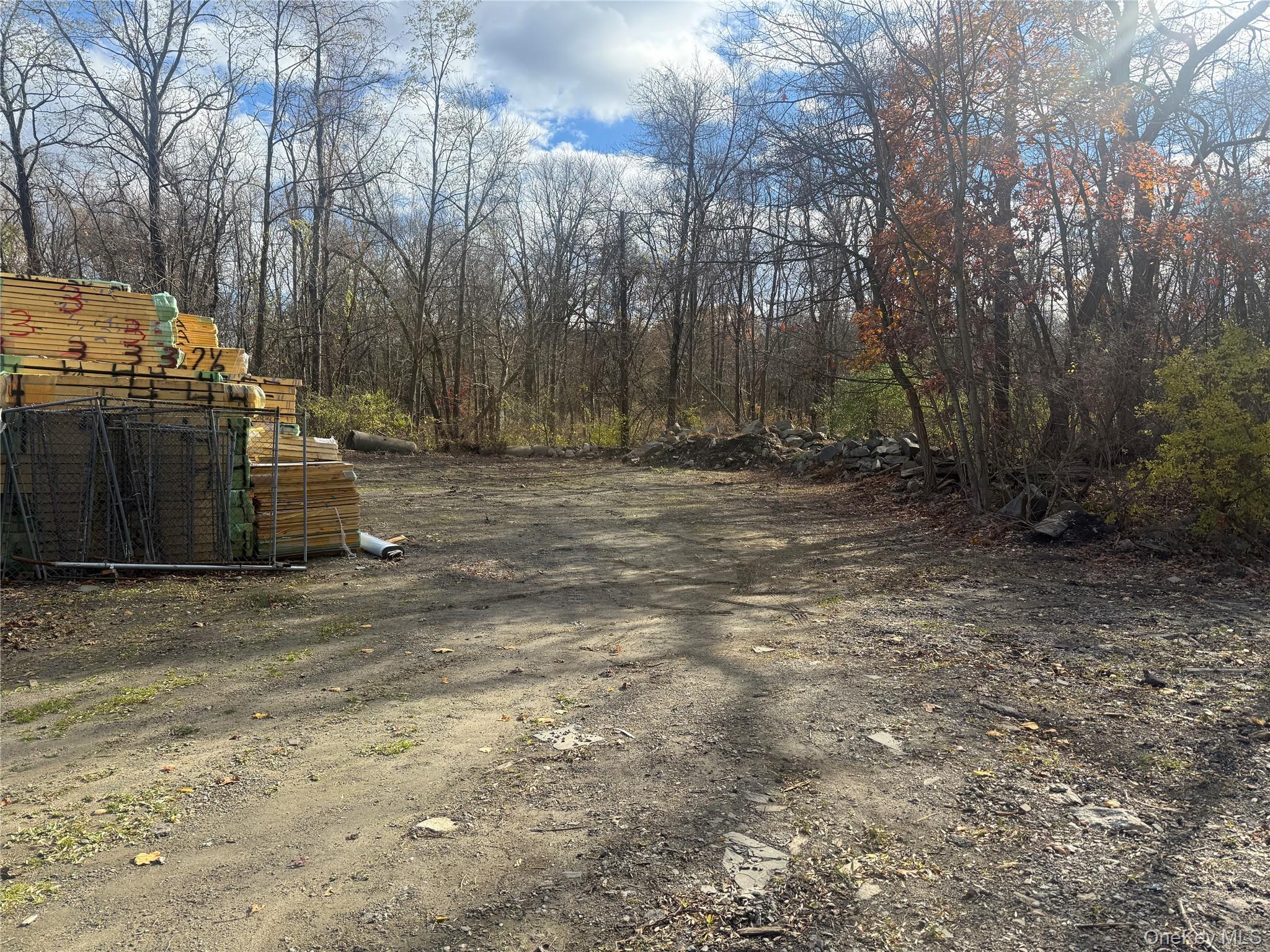 16 Ernest Lane, Mahopac, NY 10541