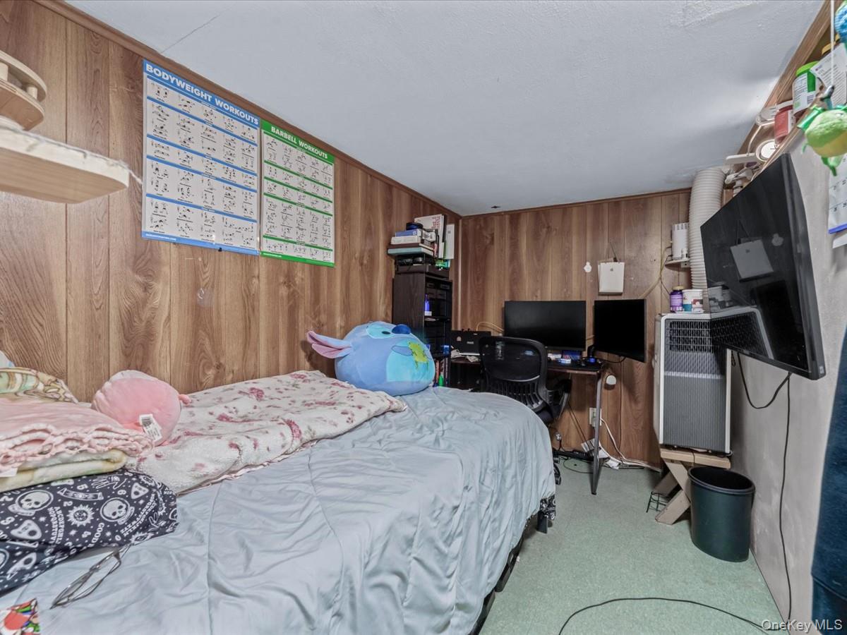 225 Hale Avenue # HSE, Brooklyn, NY 11208