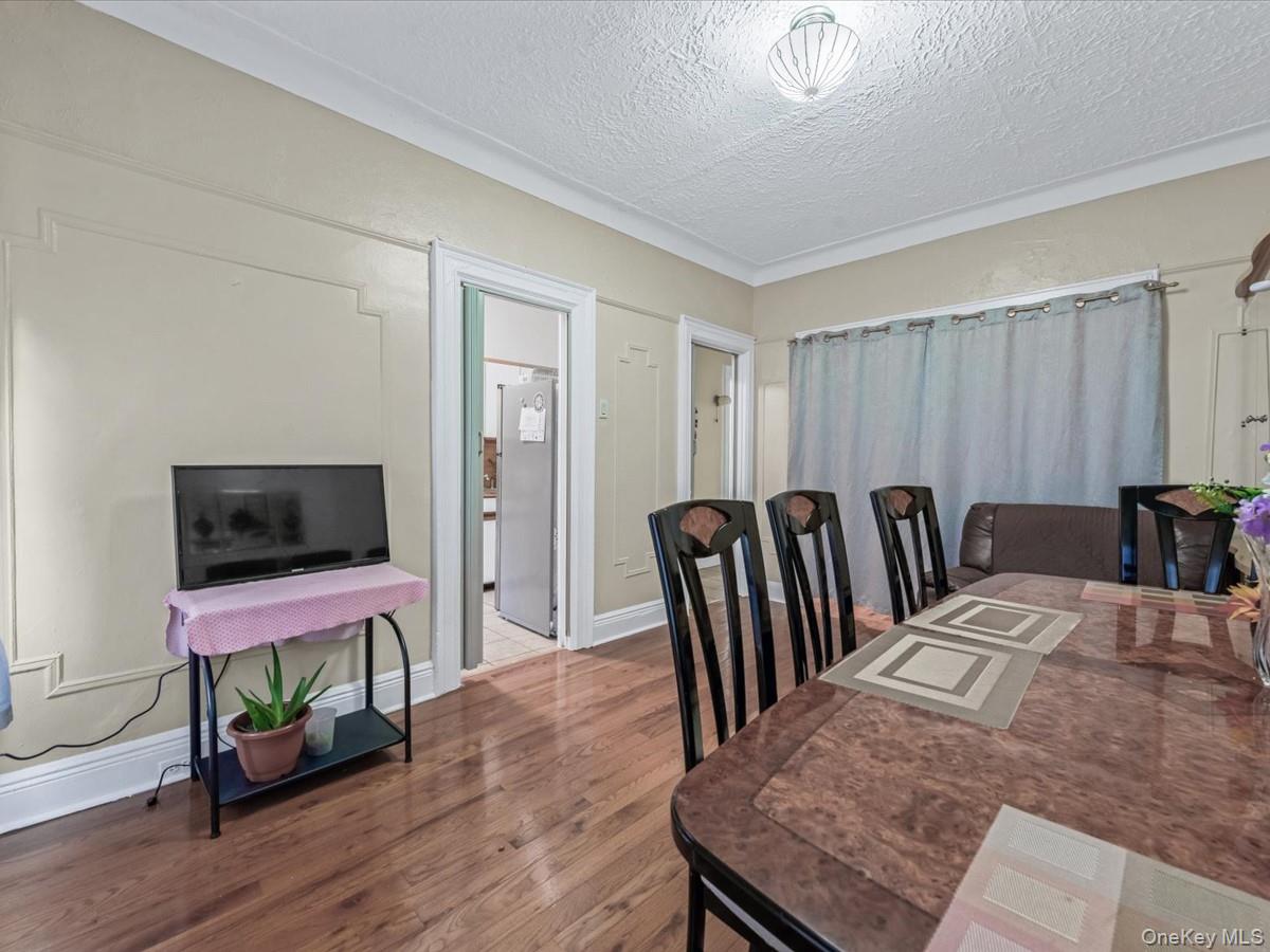 225 Hale Avenue # HSE, Brooklyn, NY 11208