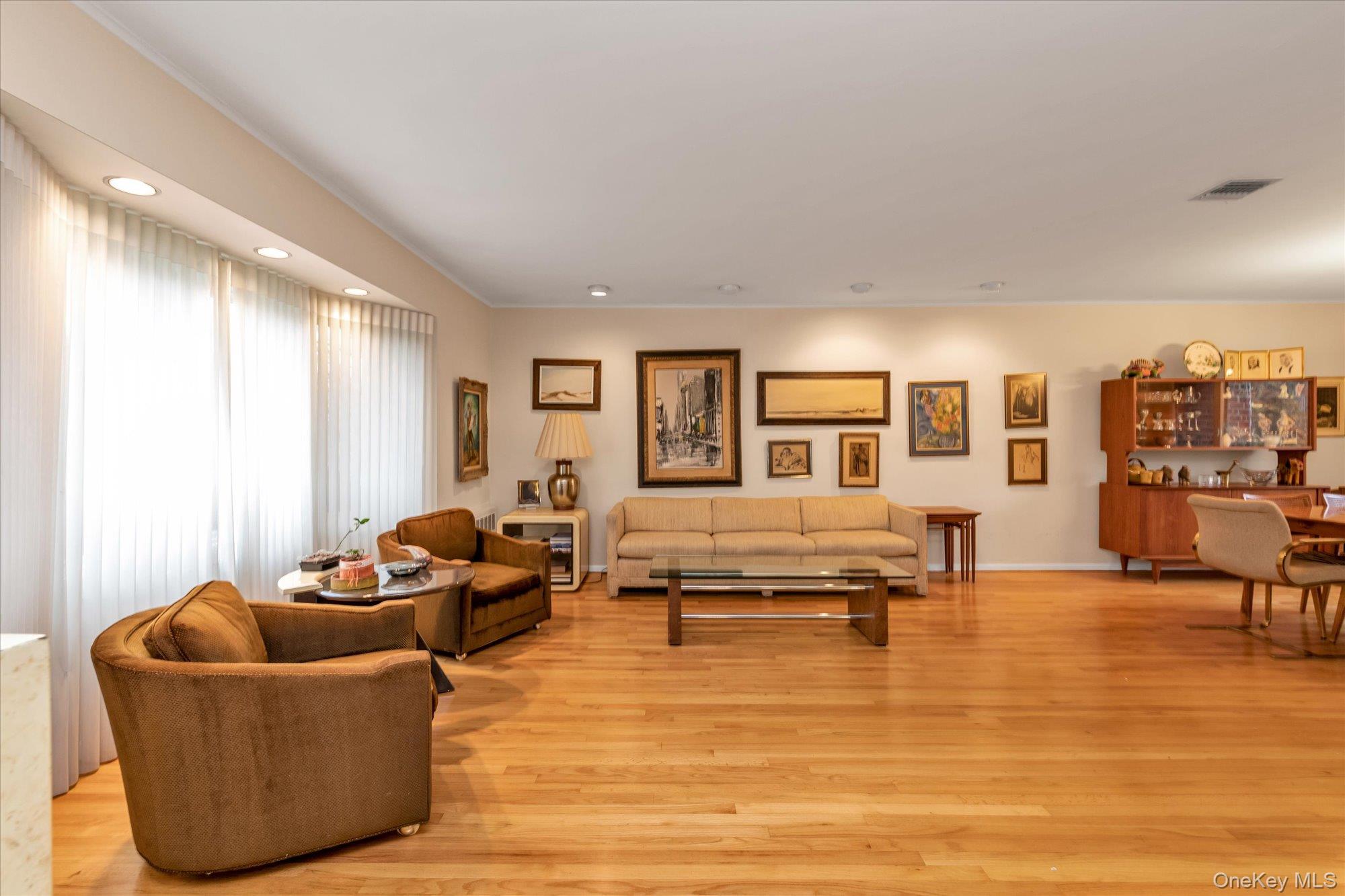 104 Olive Lane, New Hyde Park, NY 11040