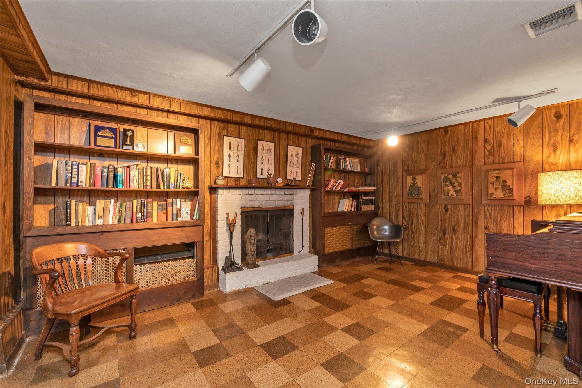 104 Olive Lane, New Hyde Park, NY 11040