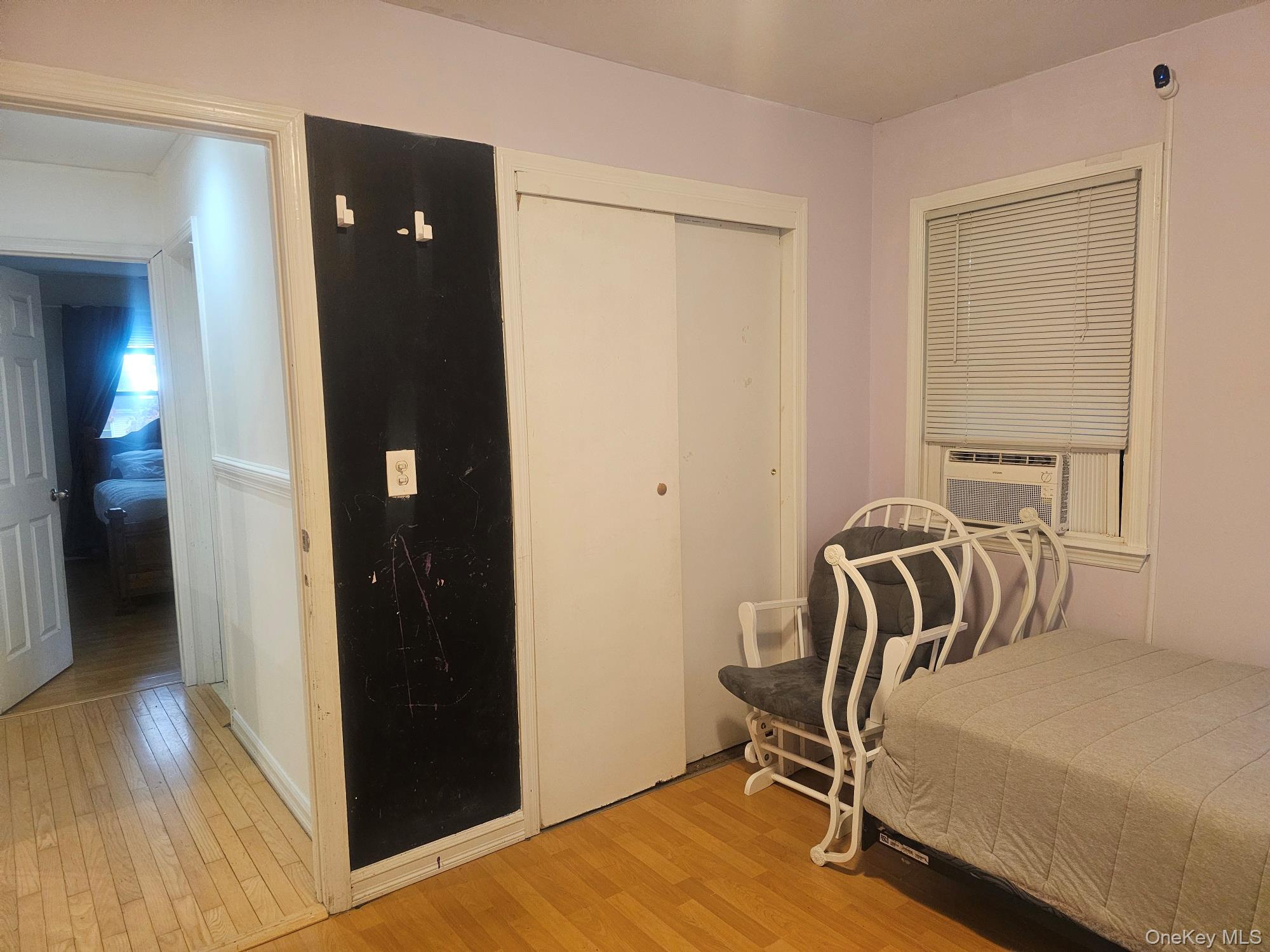 11 Edgewood Avenue, Farmingville, NY 11738