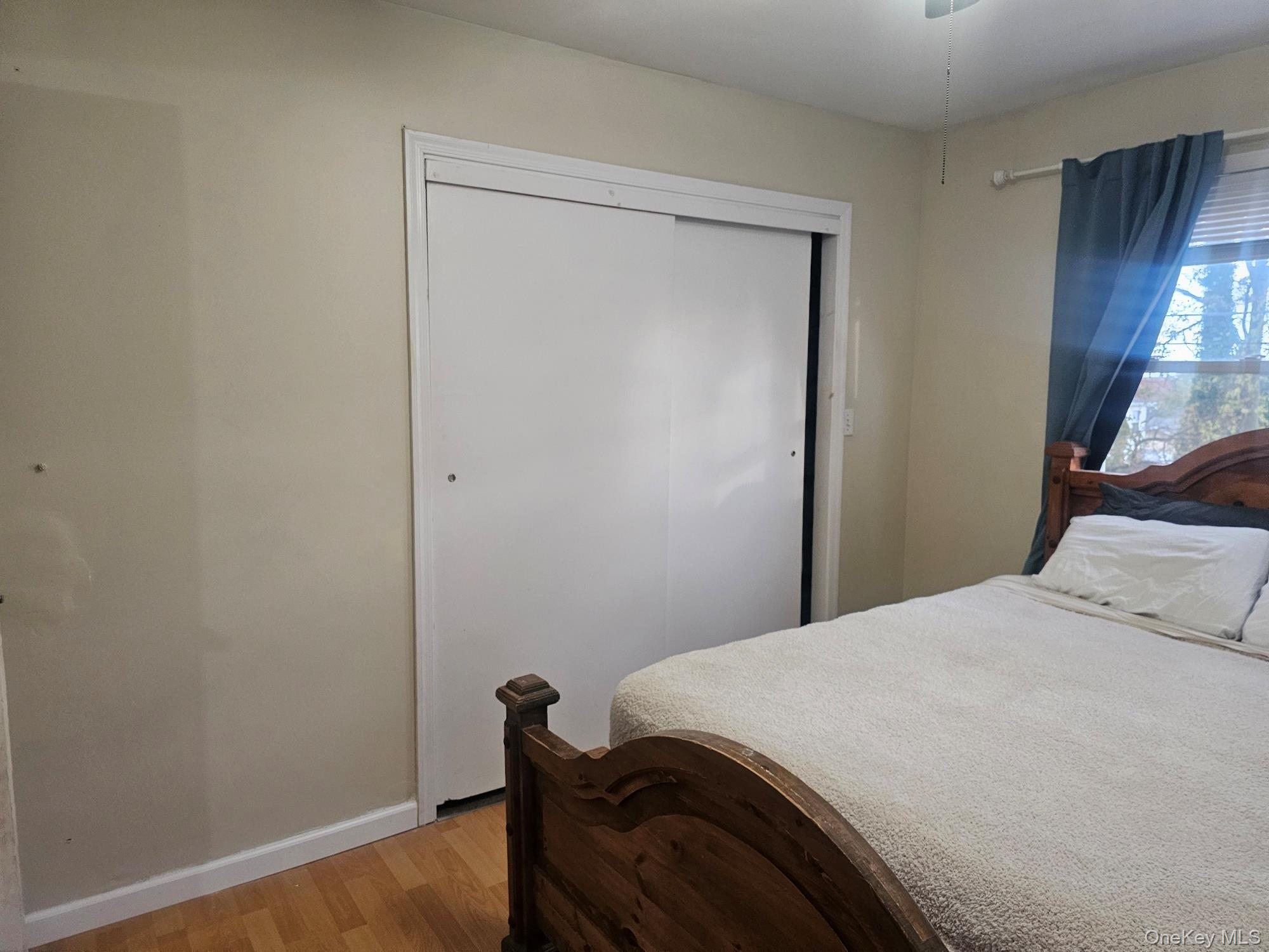 11 Edgewood Avenue, Farmingville, NY 11738