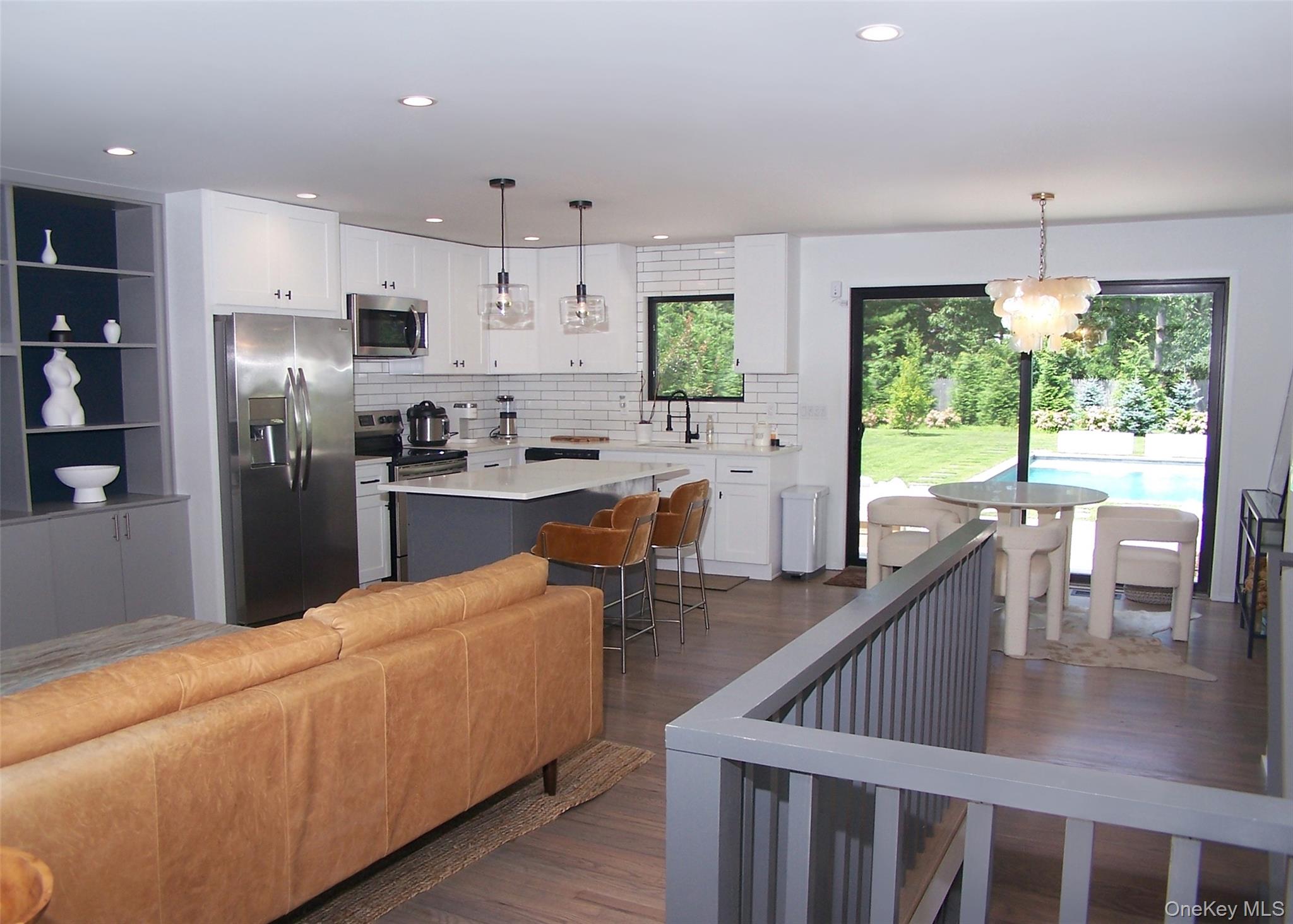 47 School Street, Hampton Bays, NY 11946