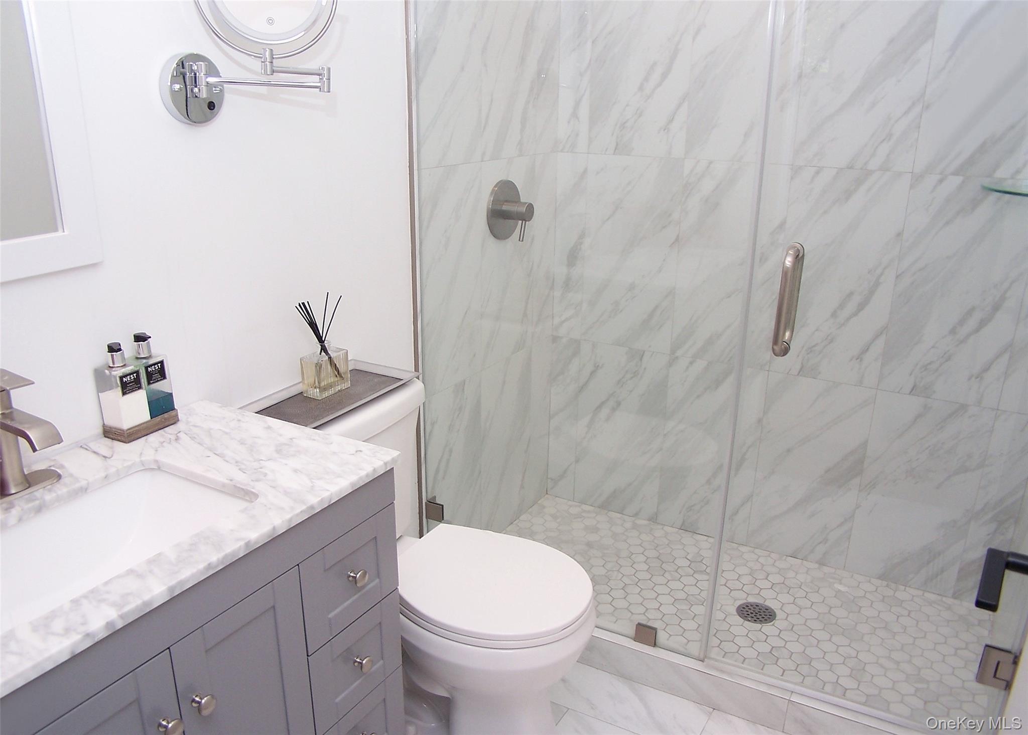 47 School Street, Hampton Bays, NY 11946