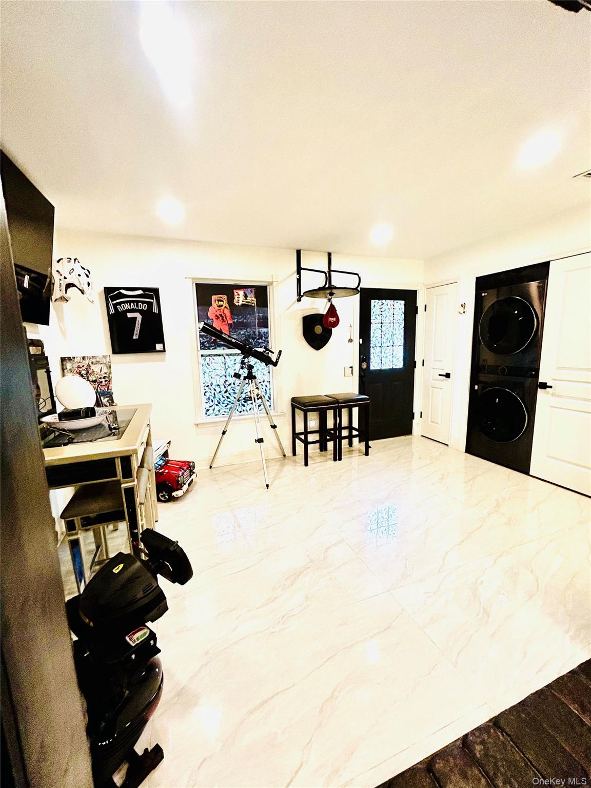 58 Rialto Way, Patchogue, NY 11772