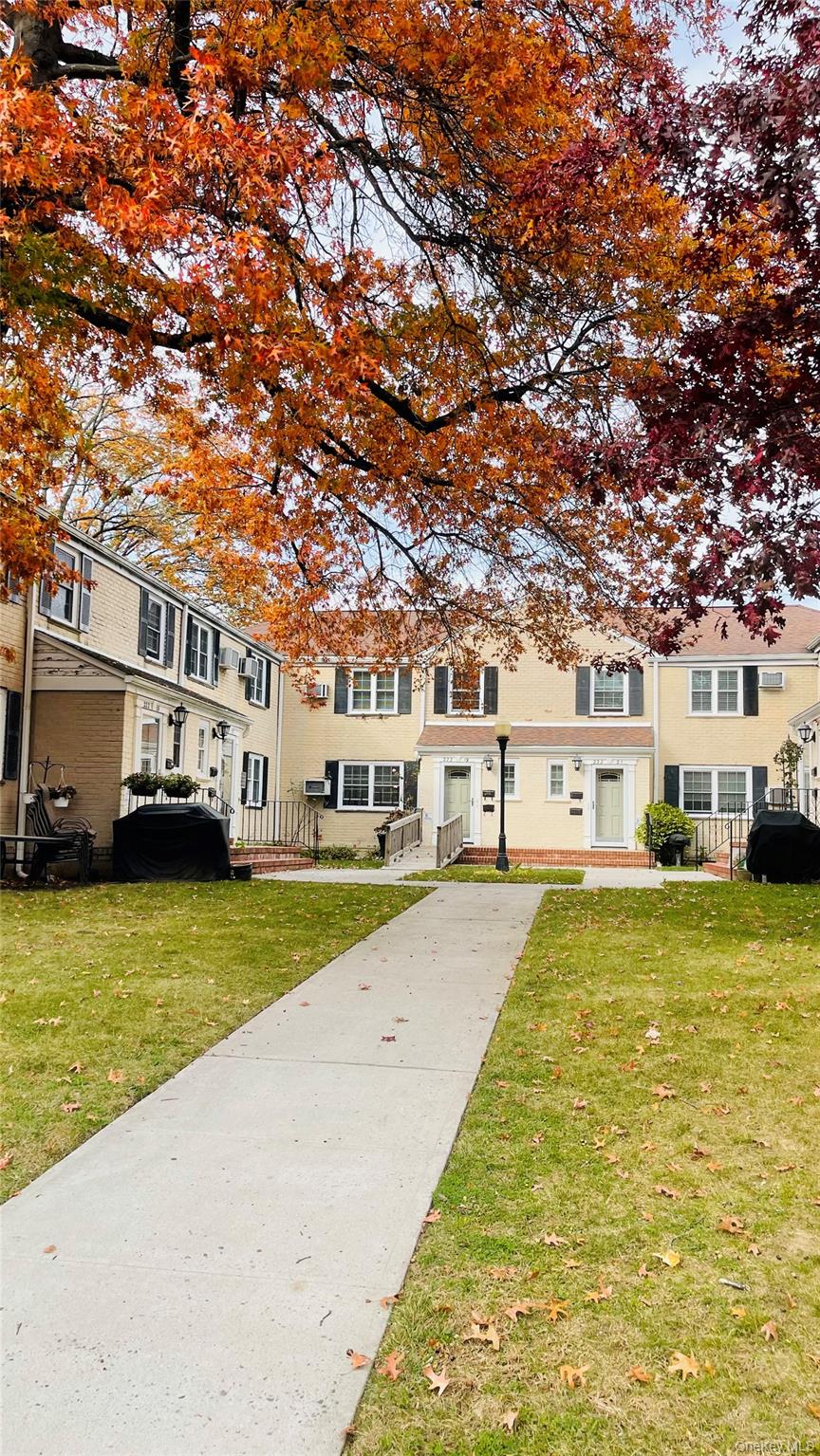 222-17 69th Avenue # 17A, Bayside, NY 11364