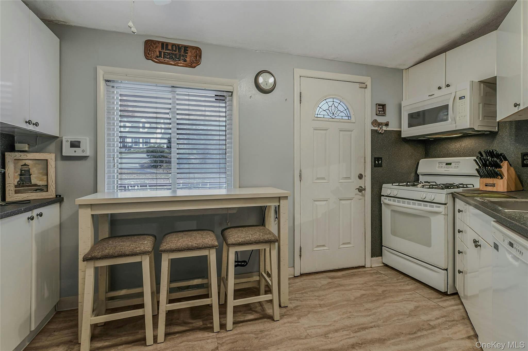 133 Oak Drive, Baiting Hollow, NY 11933