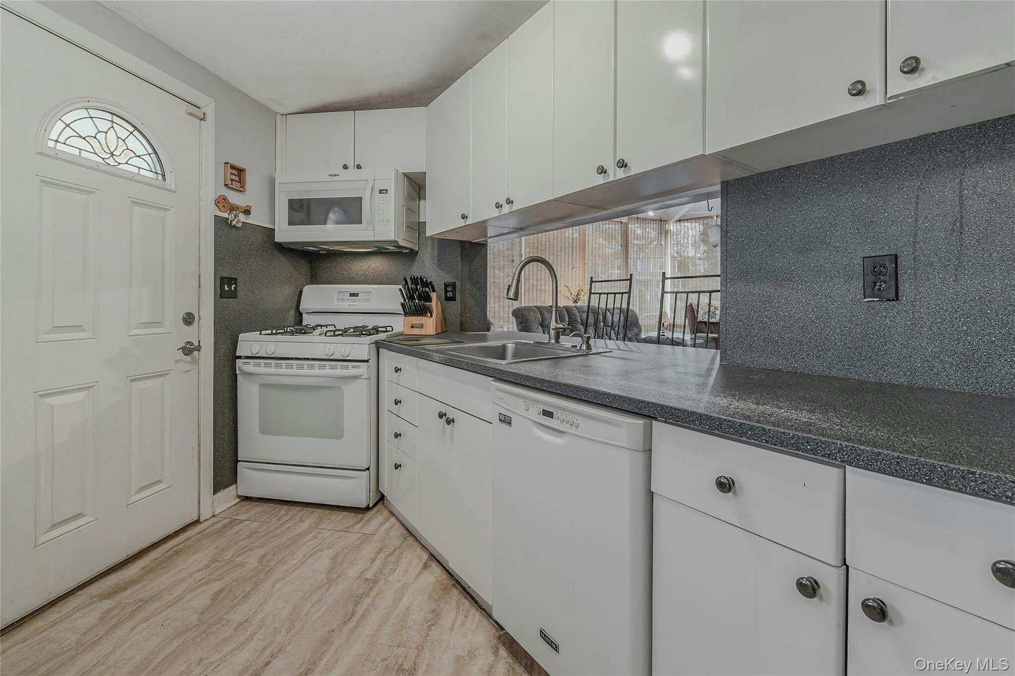 133 Oak Drive, Baiting Hollow, NY 11933