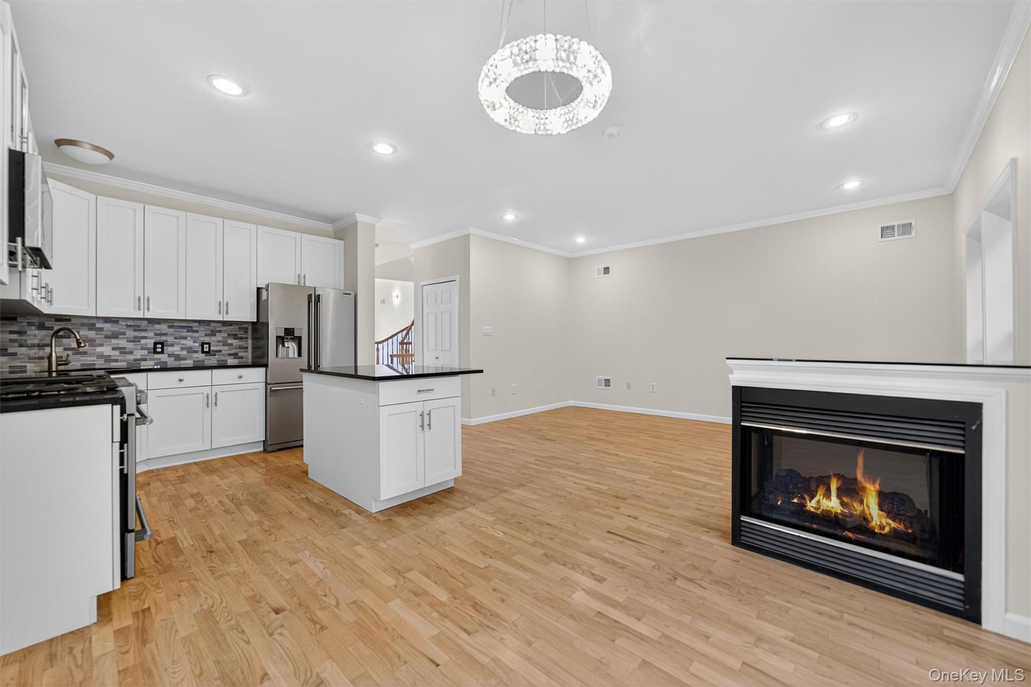 34 Alexander Court, Nanuet, NY 10954