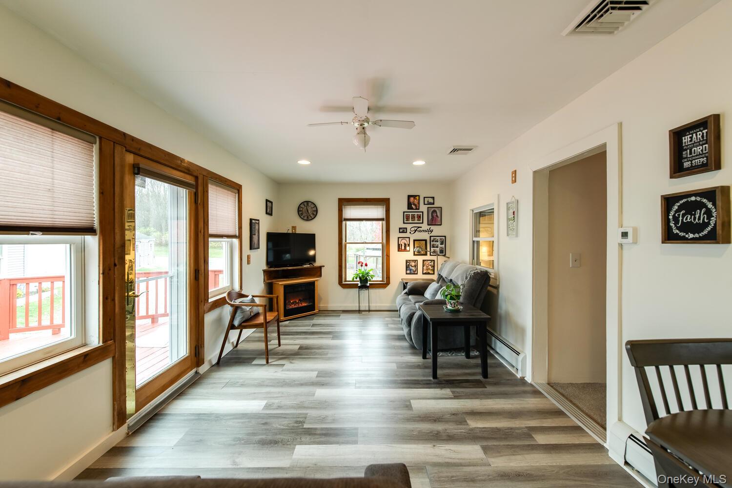 352-354 Ruskey Lane, Hyde Park, NY 12538