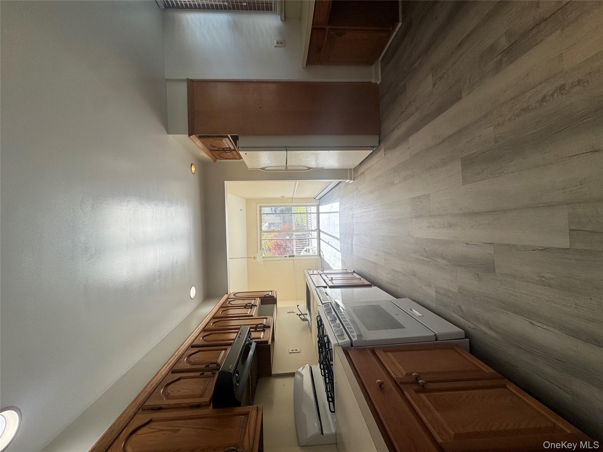 138 Mayflower Avenue # 1, New Rochelle, NY 10801