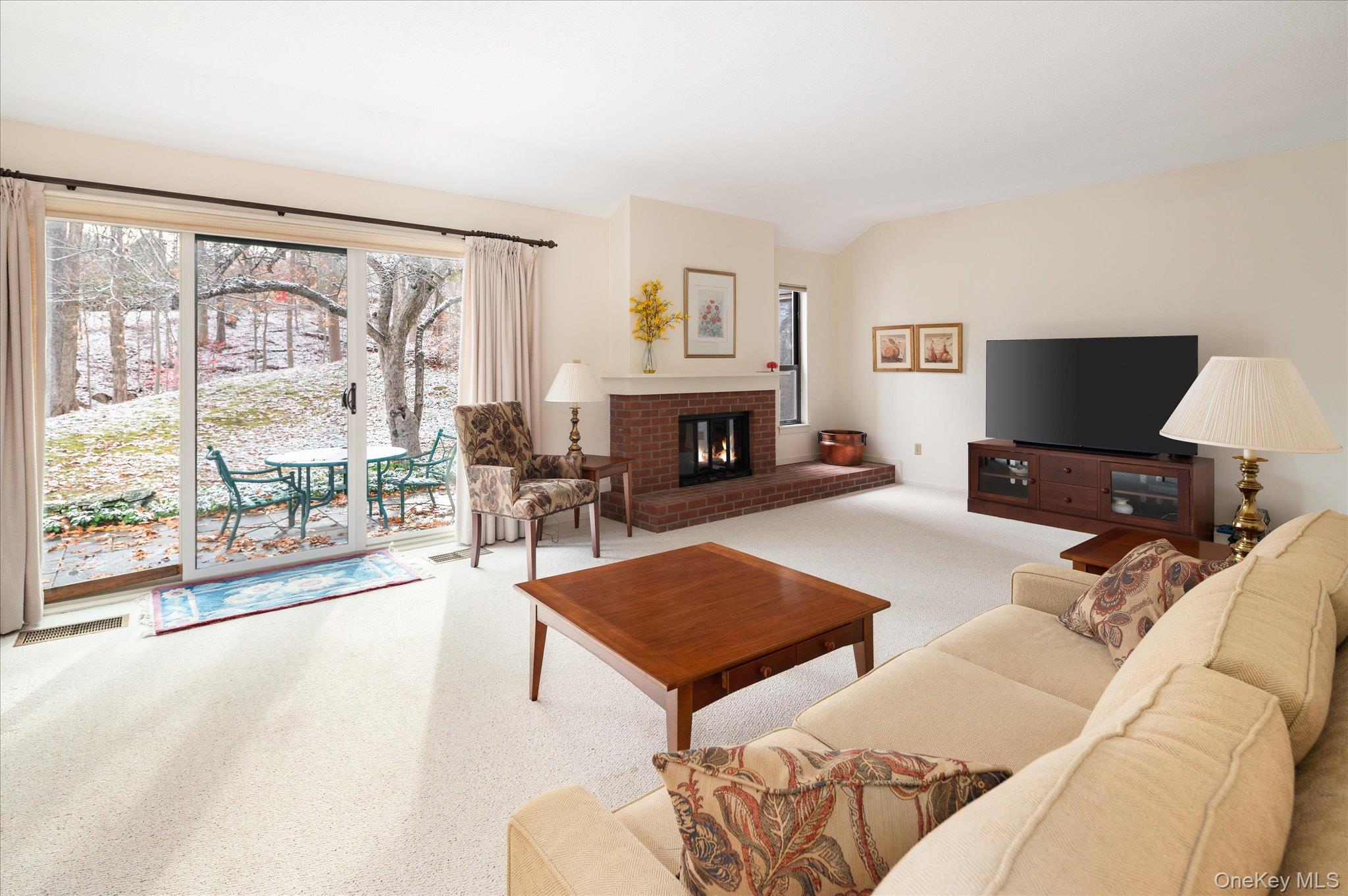 262 Heritage Hills # B, Somers, NY 10589