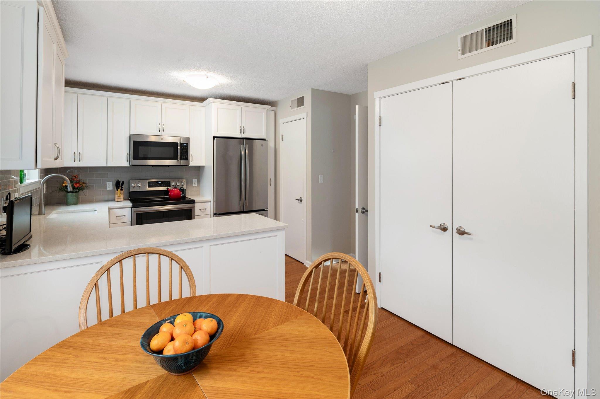 262 Heritage Hills # B, Somers, NY 10589