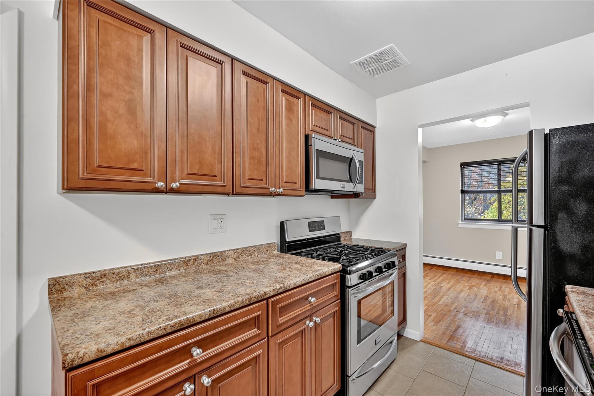 14 Charles Lane # 2B, Pomona, NY 10970