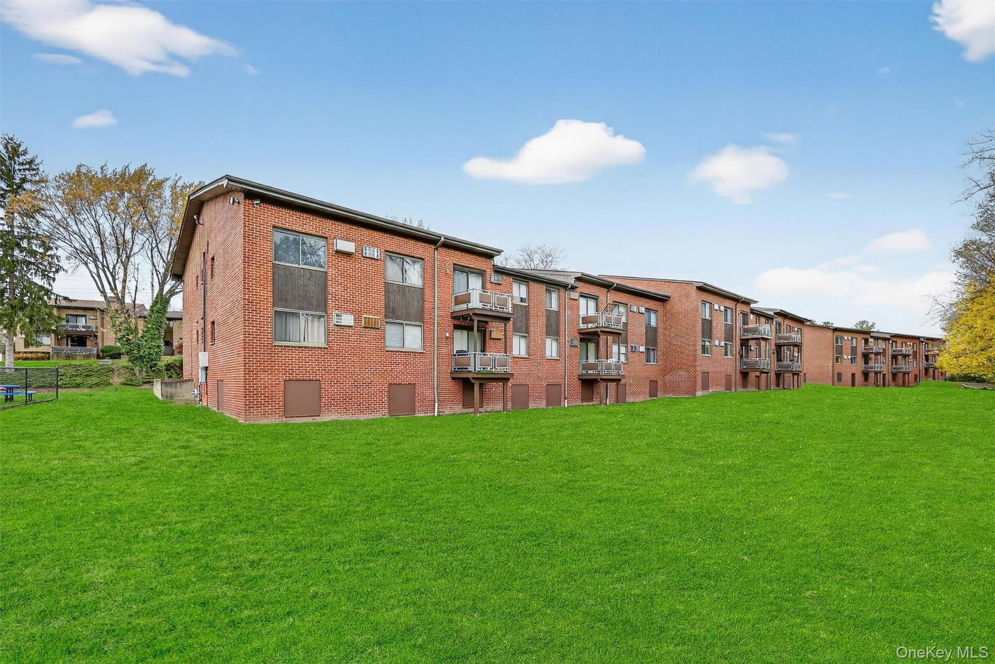 14 Charles Lane # 2B, Pomona, NY 10970